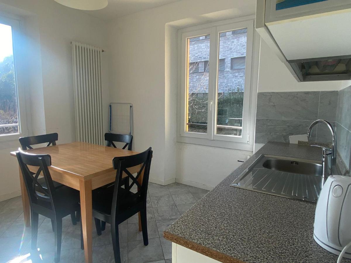 آرجينيو The Family - Apartments In Villa With Lake View المظهر الخارجي الصورة