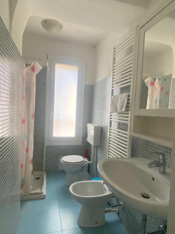 آرجينيو The Family - Apartments In Villa With Lake View المظهر الخارجي الصورة